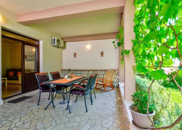 Ananas Apartman *